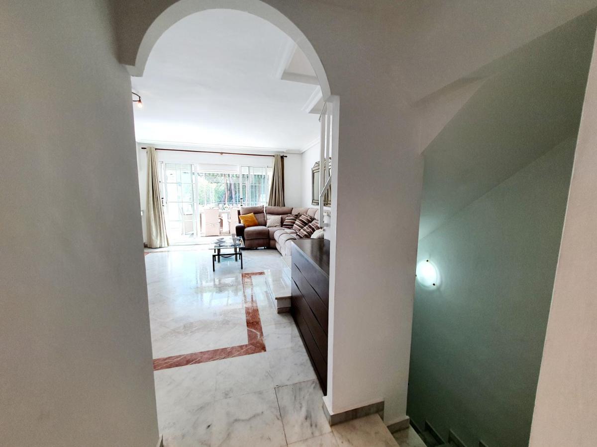 Apartamento Lomas de Cabopino House Marbella Exterior foto
