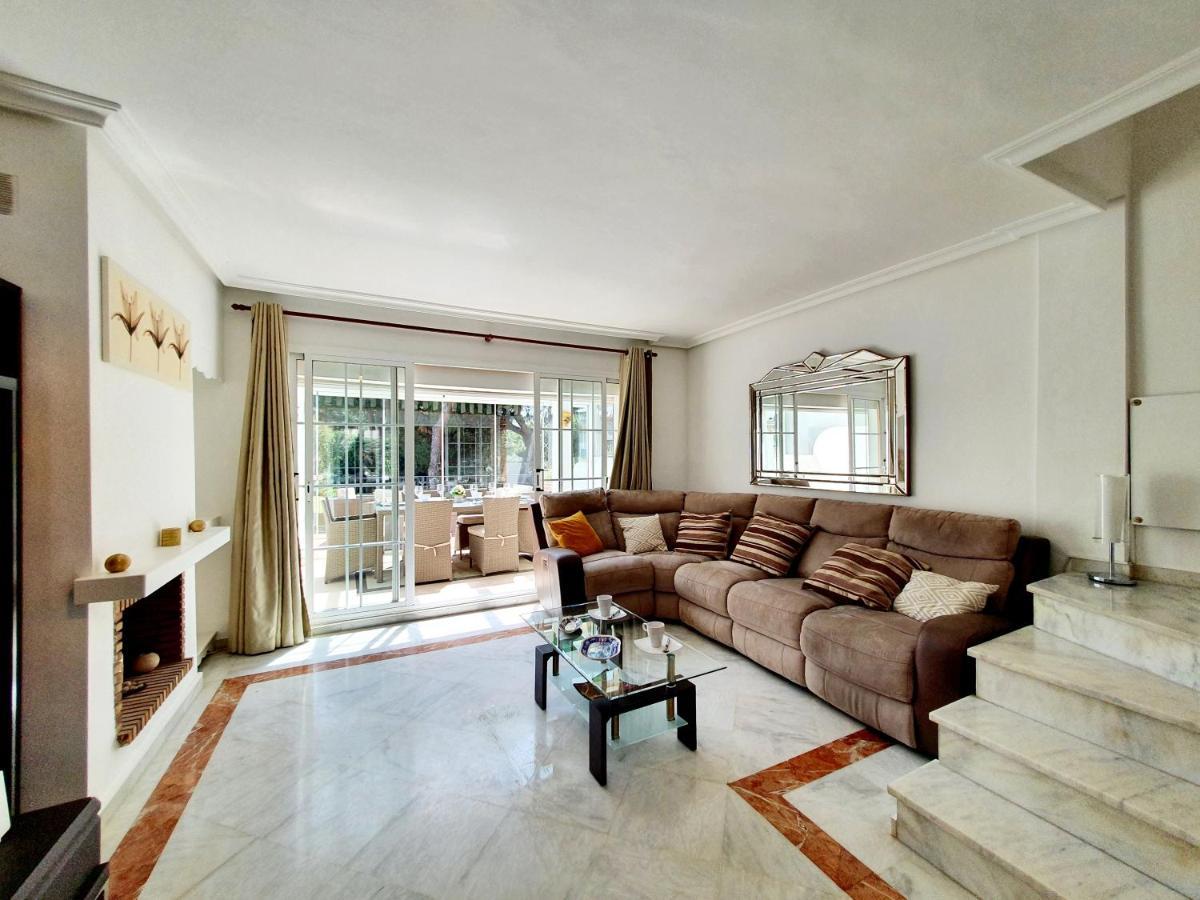Apartamento Lomas de Cabopino House Marbella Exterior foto